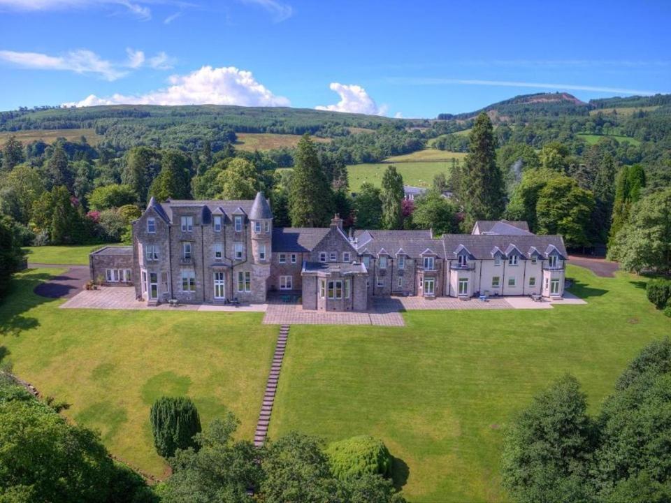 卢斯Lomond Castle Penthouse公寓 外观 照片